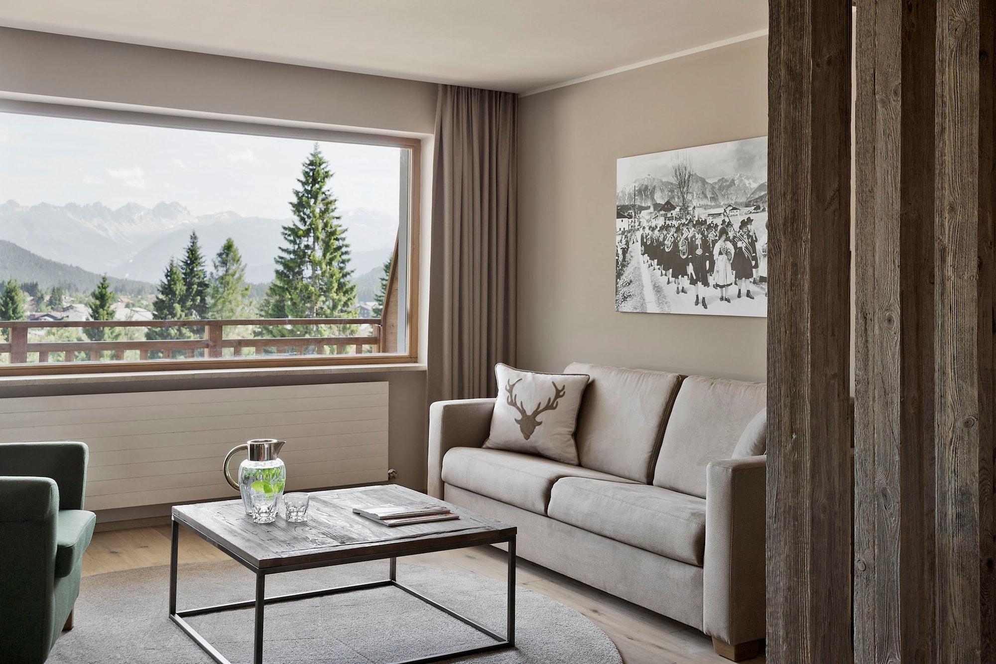 Natur & Spa Hotel Laerchenhof 蒂罗尔-泽费尔德 外观 照片
