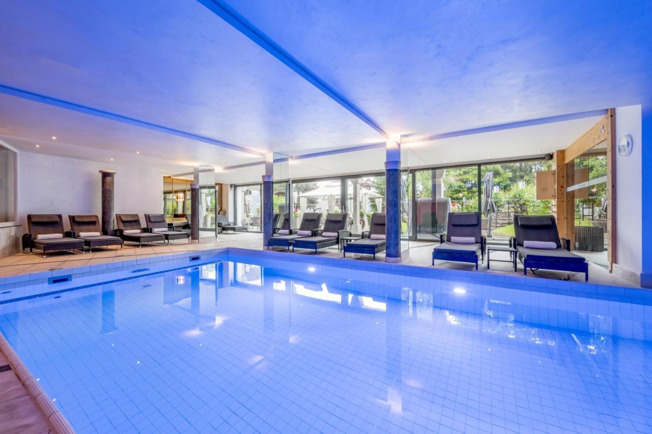 Natur & Spa Hotel Laerchenhof 蒂罗尔-泽费尔德 外观 照片