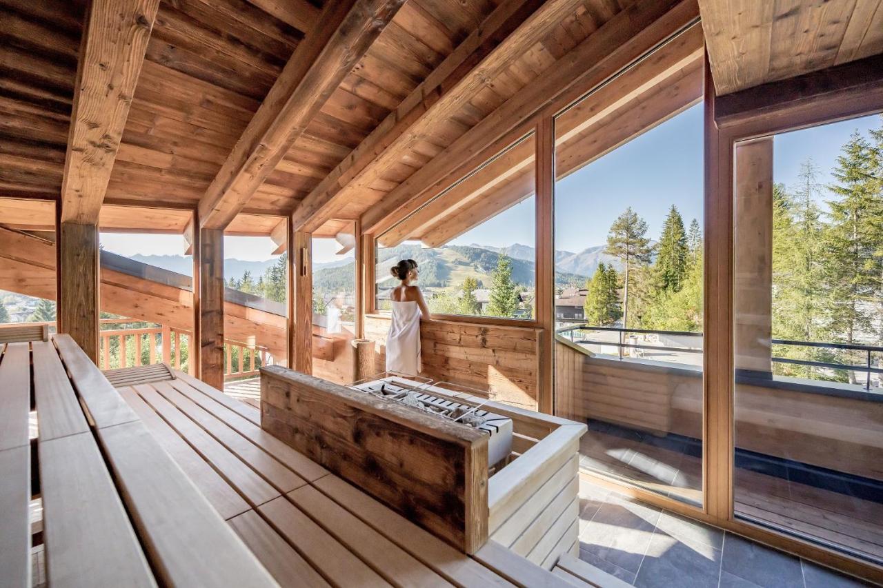 Natur & Spa Hotel Laerchenhof 蒂罗尔-泽费尔德 外观 照片