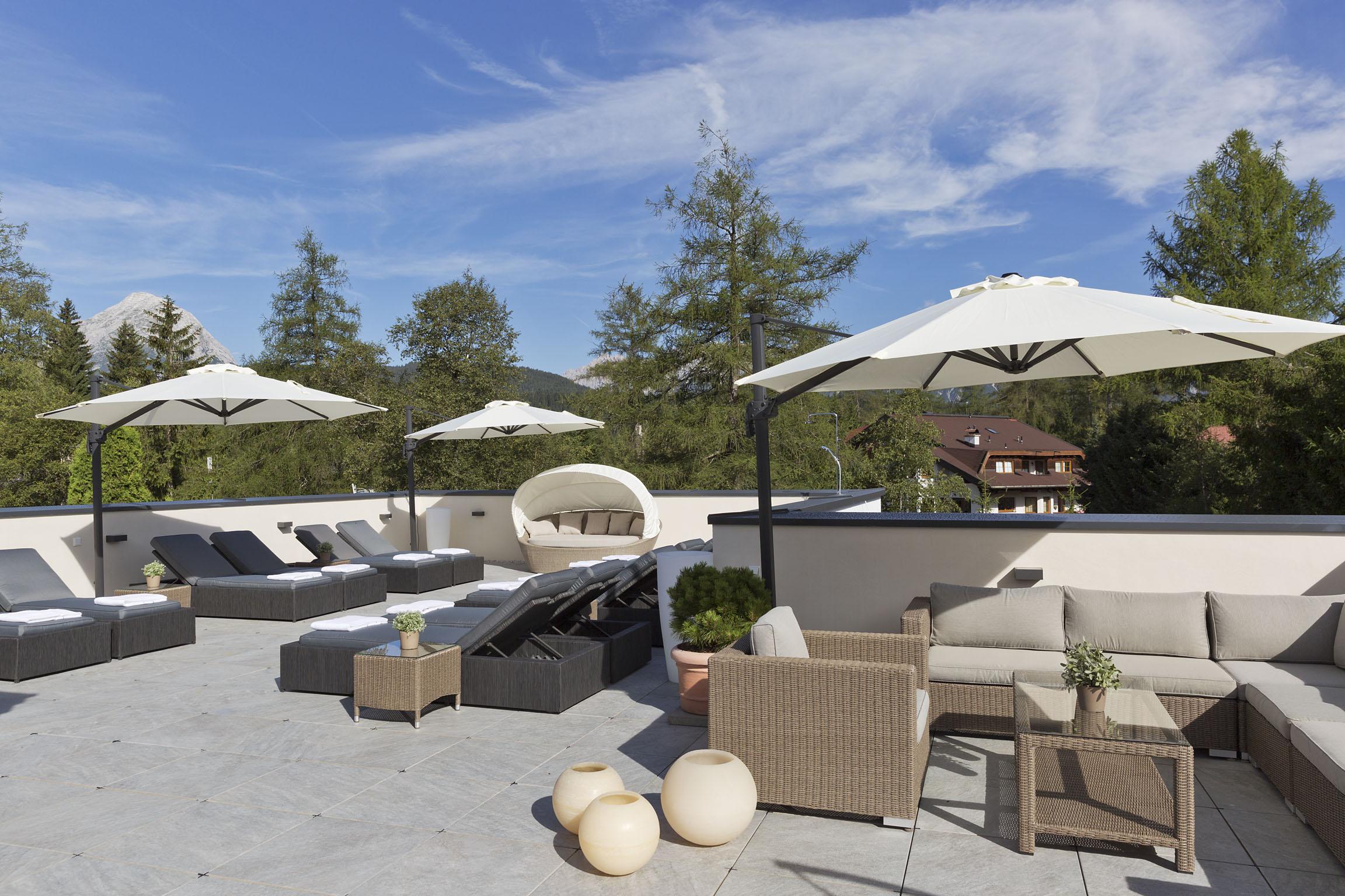 Natur & Spa Hotel Laerchenhof 蒂罗尔-泽费尔德 外观 照片